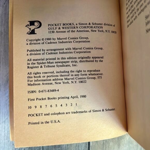 The amazing Spider-Man #1 1980 newspaper strip full color pocket book EUC - Picture 4 of 7